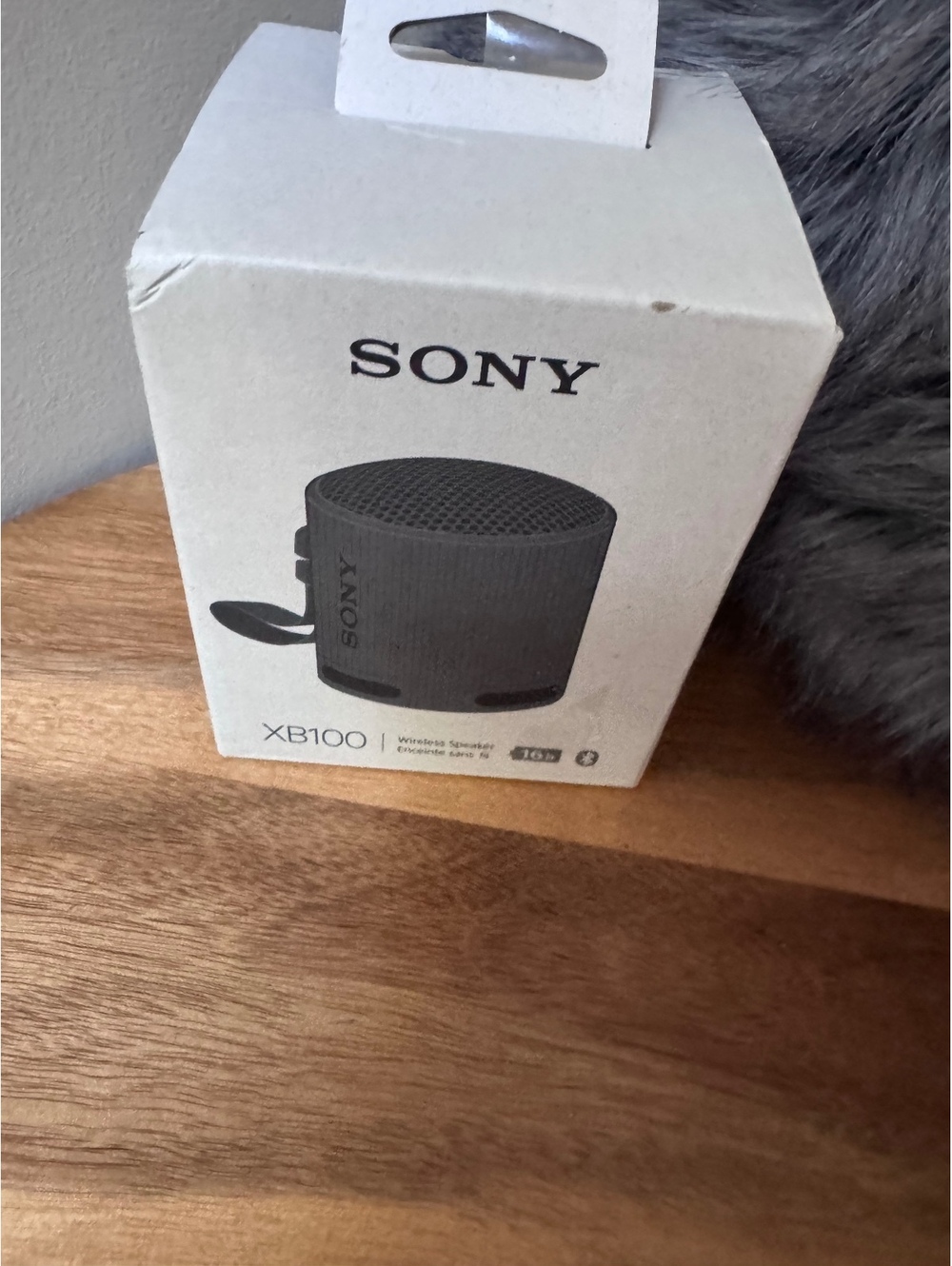 Sony SRS-XB100 Compact Bluetooth Wireless Speaker - Black (Model YY7856E)